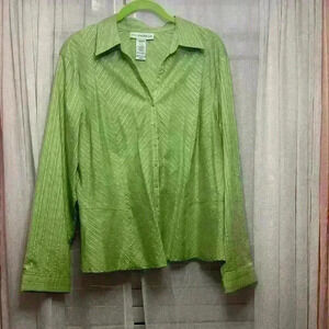 Sag Harbor Sz 16 green stretch flattering button up. Item# 7A